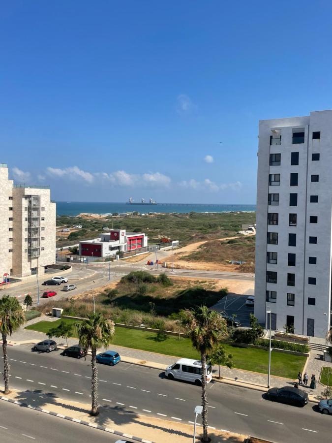 Sea & Fun Hadera Exterior foto