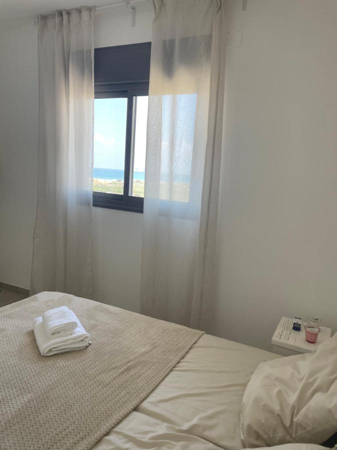 Sea & Fun Hadera Exterior foto